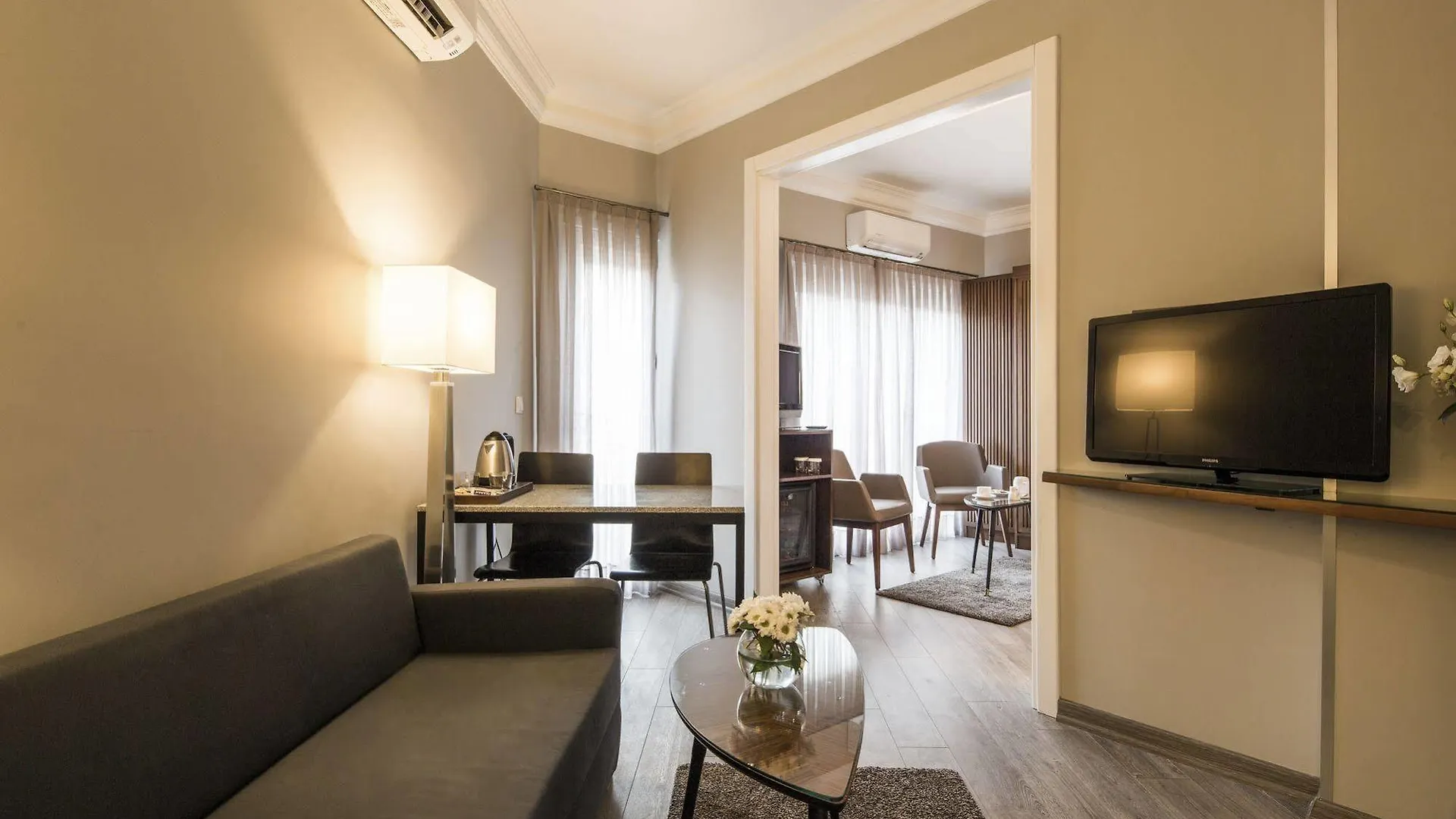 Taxim Suites Residences Istanbul 4*,