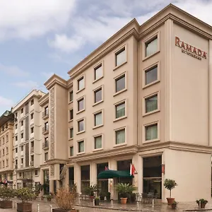 4* Hotell Ramada By Wyndham Grand Bazaar