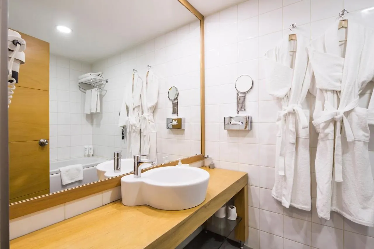 Taxim Suites Residences Istanbul 4*,